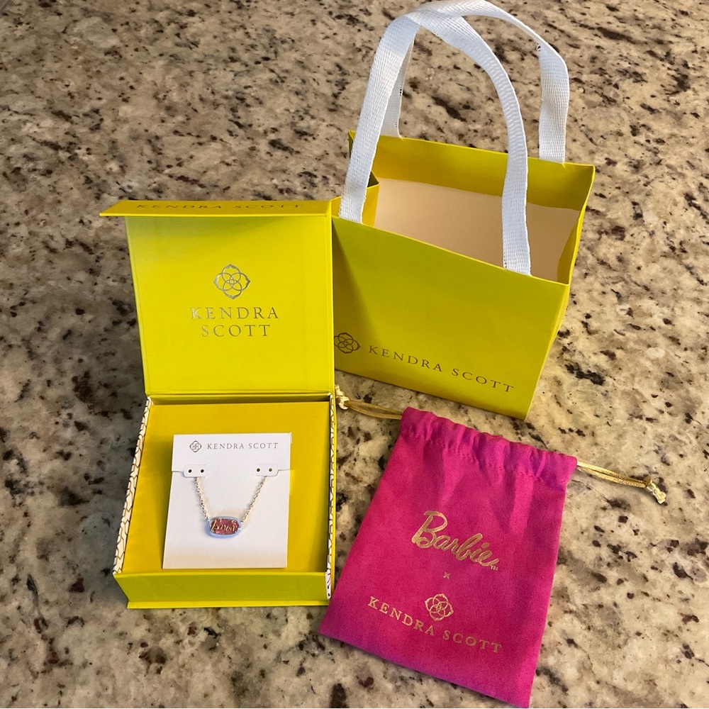 New Barbie x Kendra Scott Gold Elisa Satellite Necklace Pink Iridescent Glitter